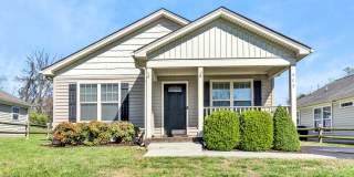 One-Level-Living near Vinton Gallery 1