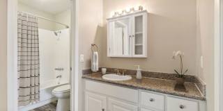 SunVilla - Senior Living Gallery 2