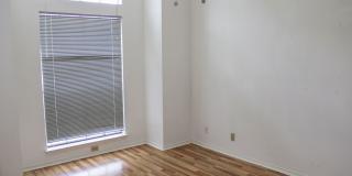 3-BEDROOM IN CASTLE HILLS FOREST Gallery 30