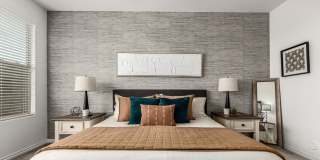 Luxury 2BR + Den Townhome in Amenity-Packed Community - Encanterra Gallery 14