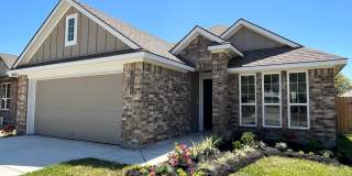 3/2/2  in the beautiful  gated community of Point Aquarius WISD Gallery 1