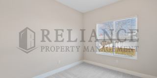 208 W May St Gallery 22