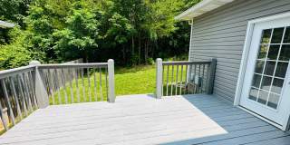 Spacious 3BR Home Near UT Hospital & Downtown Knoxville Gallery 10