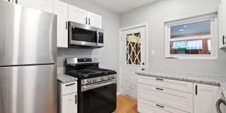 Renovated 2 Bed, 1.5 Bath Rowhome in Hazelwood - Central AC & Heat, Laundry - Available Now! Gallery 4