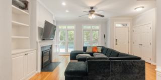 Beautiful Southern Village townhome - Furnished - Mid / Long Term lease options Gallery 6