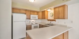 Beautiful Pet Friendly 3 bed/2.5 bath Townhome in Layton! Available on August 19th! Gallery 7