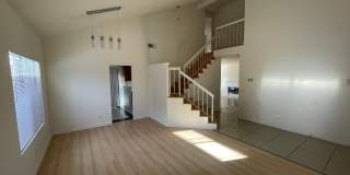 LARGE 4 BEDROOM 3 BATHROOM HOME IN MORENO VALLEY WITH LARGE YARD! Gallery 5