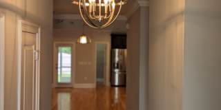 Beautiful 4 Bedroom, 3.5 Bath + Office Single Family Home Located in Ox Bottom Crest For Lease Gallery 3
