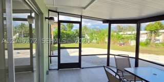 305 SE Airoso Blvd Gallery 53