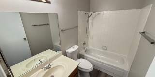 Charming 2Bed/1Bath 2nd Floor Condo located in Duck Creek Village - $500 Off Move in Fees! Gallery 12