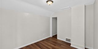 505 Brown Street Gallery 19