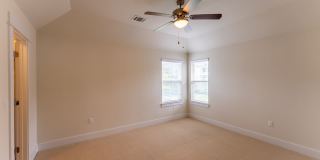 Spacious, Stylish, and Perfectly Located 3 Bedrooms, 2.5 Bathrooms in North Shields!!! Gallery 23