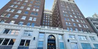 KC Loft Central Gallery 1