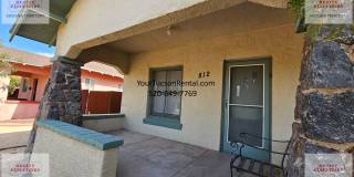 8th Street and Euclid - 1 bedroom 1 bath ready for move-in Gallery 1