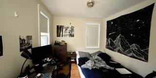 5 Bed / 2.5 Bath Mission Hill Home | In-Unit Laundry | Garage Parking | 9/1 Gallery 8