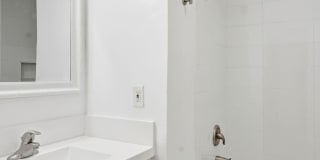 704 Hillcrest Street Gallery 32