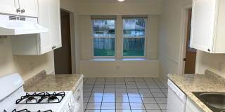 Beautifully Renovated 4/2 One story Georgetown Property. Gallery 10