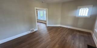 Charming 3-Bedroom Property in Prime Location Gallery 1