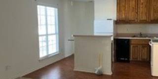 404 N Powell Parkway Gallery 1