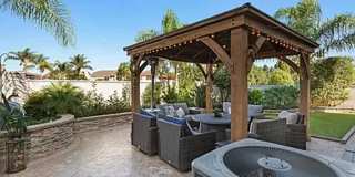 Beautiful, Partially Furnished Oceanside Home Gallery 26