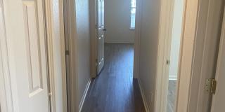 1104 Nicholas Cr. - B Gallery 5