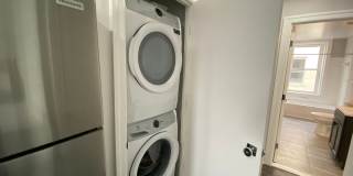 306 W Franklin Gallery 65