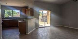 1206 West Prior Avenue Gallery 9