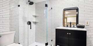 512 Lincoln Avenue Gallery 13