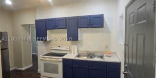 1008 N 18th Ct Gallery 18