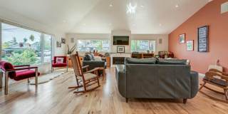 Mid Century Modern Home in Town Gallery 17