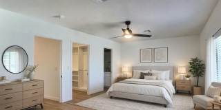 2502 E Paradise Lane Gallery 23