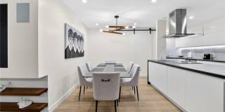 10433 Wilshire Boulevard Gallery 14