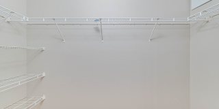 Move-In Ready! 2 BED/2.5 BATH END UNIT in Cypress Landing! Gallery 18