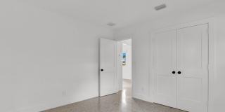 601 Paulina Road Gallery 17