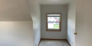5 Bedroom Across from NDSU!! Gallery 13