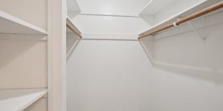 Georgetown Manor Gallery 18