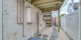 14 N Vassar Square Gallery 31