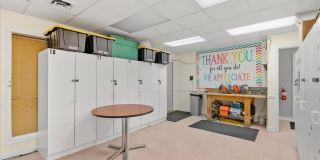 10690 CRESTWOOD Drive Gallery 20