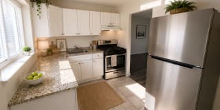 Emunah Manor Apartments Gallery 1