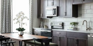Upton Oxmoor Apartments Gallery 8