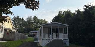 13 Montrose Boulevard Gallery 1