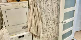 Prime Location 1-Bedroom + Office Den, 1-Bath Apartment Gallery 9