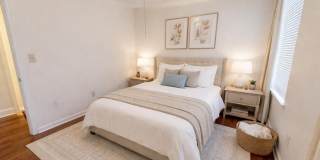 1828-00 GREEN Street Gallery 4