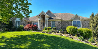 COMING SOON - Elegant 4-Bedroom Home in Beautiful Lake St. Louis – Prime Location, Spacious Living Gallery 1