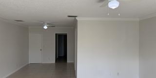 6575 NE 7th Avenue Gallery 4