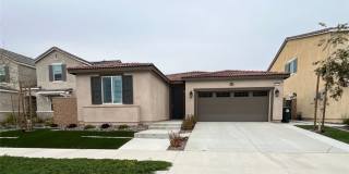 16746 Mistletoe Gallery 1