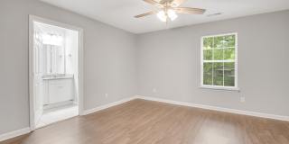 1906 Blackford Street Gallery 11