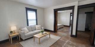 516 - 518 W 6th St Gallery 4