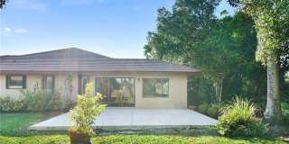 2225 SW Creekside Drive Gallery 39