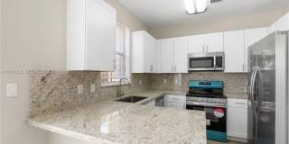 12476 SW 122nd St Gallery 1